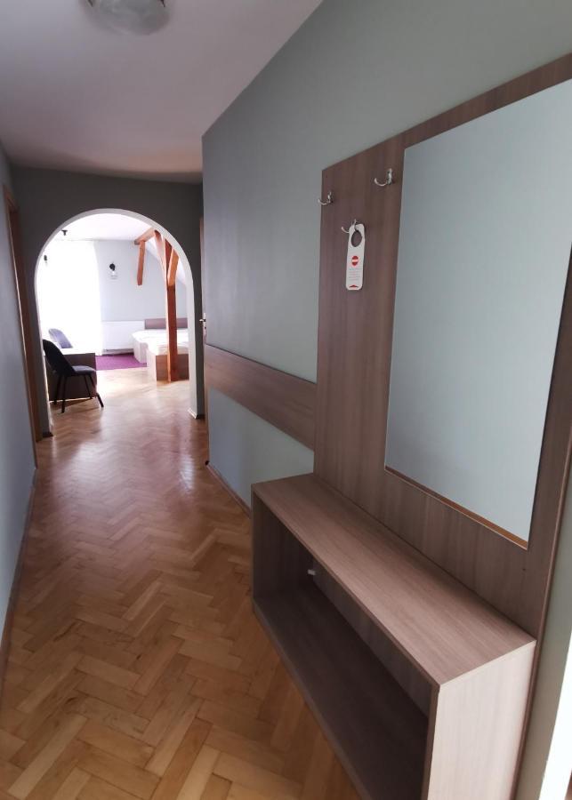 Hotel Zieliniec Poznan Luaran gambar